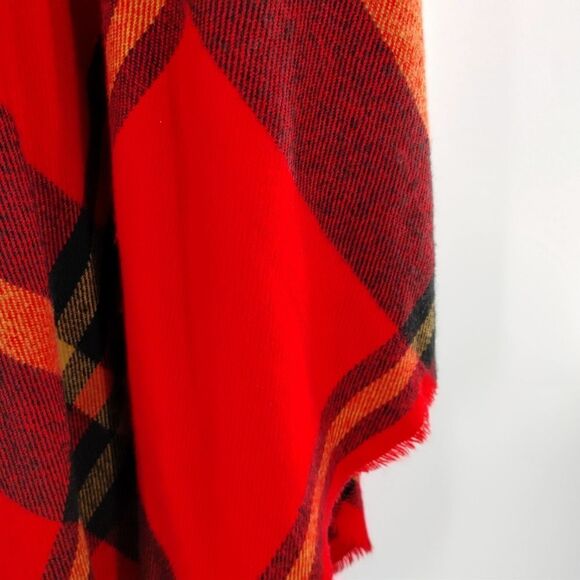Mudpie plaid wrap open front shawl red size ONE SIZE - Picture 9 of 11